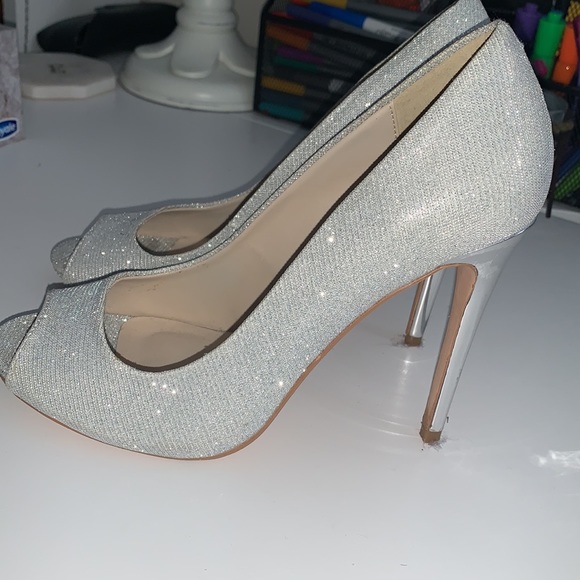 4 inch high heels - Picture 2 of 2